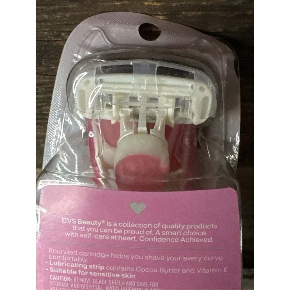 CVS 3-Blade‎ Disposable Razors – Pack of 3 NEW